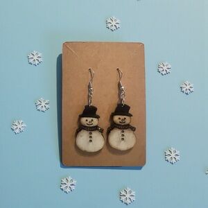Charming Snowman Earrings in Black and Cream